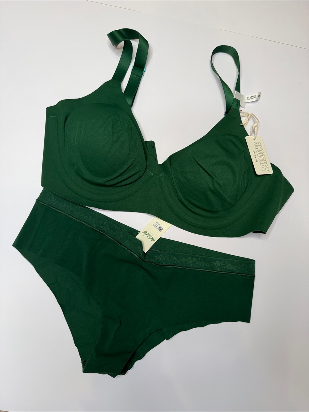 Aerie Smoothez Unined Bra and No shoe Lace Cheeky underwear  in Dark Algae